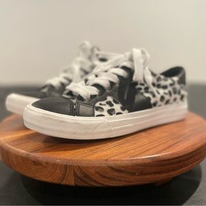 Very G Trillion Leopard Print Sneakers